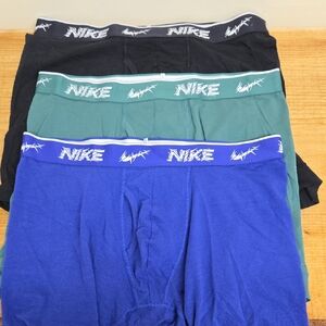 Nike Men’s Boxer Briefs Pack - Black, Green, Blue